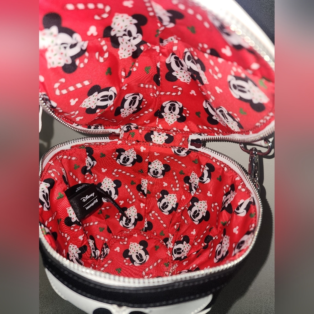 Loungefly Mickey Mouse Holiday Hot Chocolate Cup Crossbody Bag - Picture 7 of 7